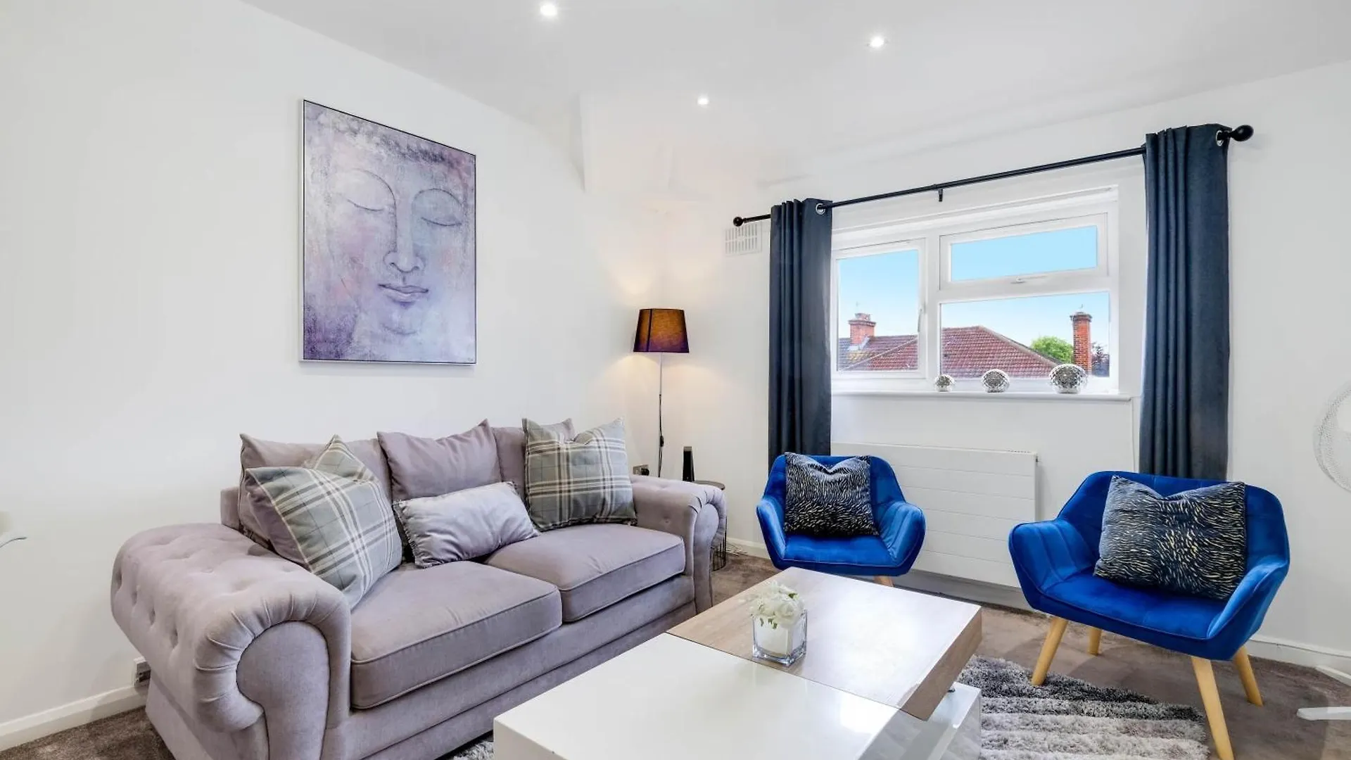 Hanwell 2 Bedroom Maisonette By 360Stays London