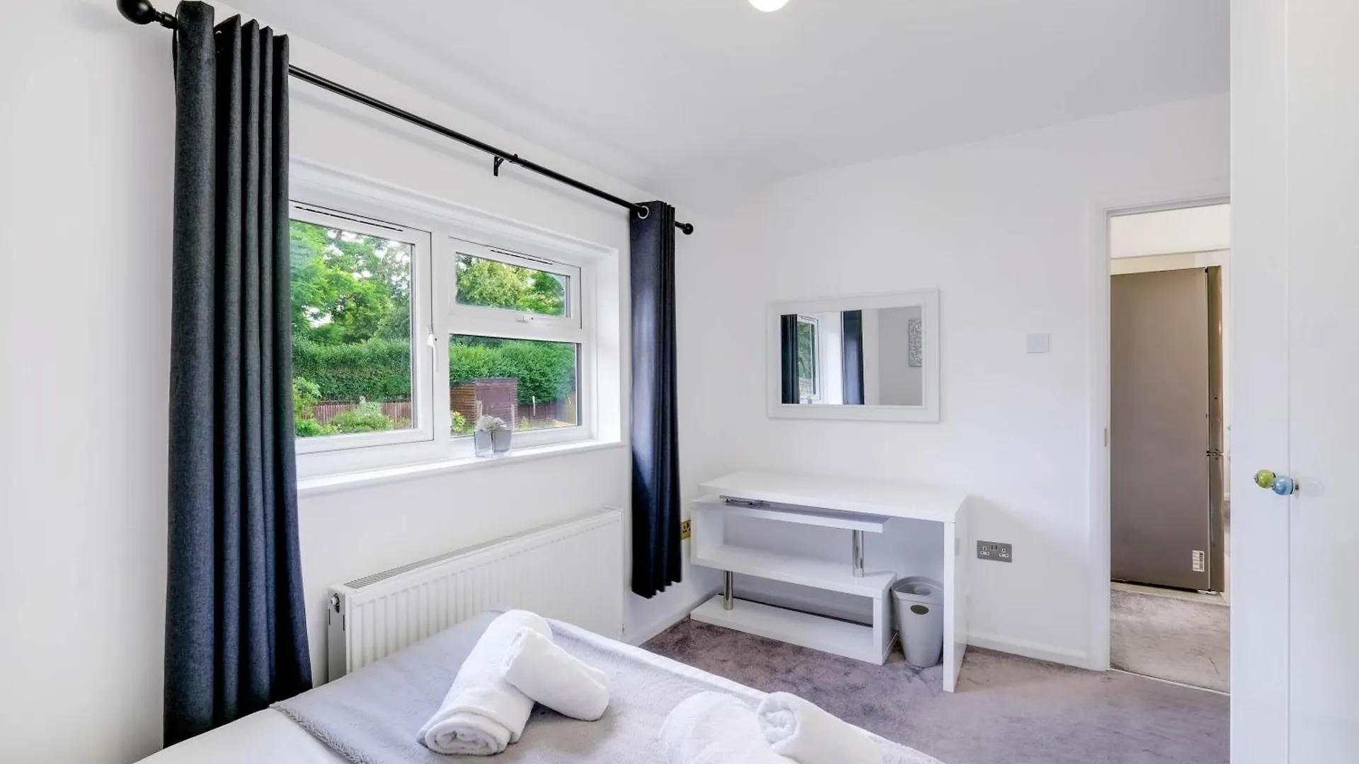Apartment Hanwell 2 Bedroom Maisonette By 360Stays London