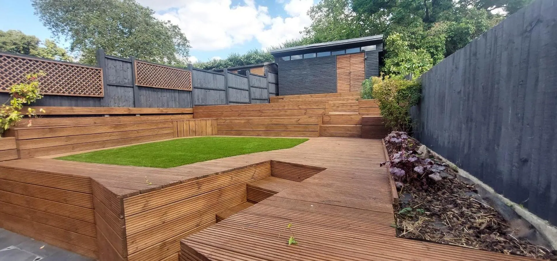 Hanwell 2 Bedroom Maisonette By 360Stays London 0*,  United Kingdom
