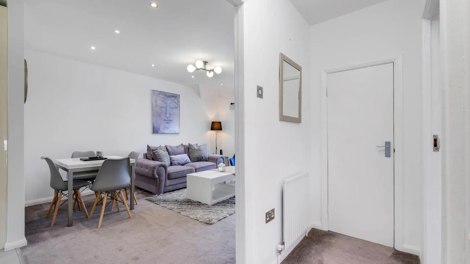 Hanwell 2 Bedroom Maisonette By 360Stays London Apartment